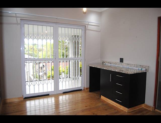 4 BEDROOM HOUSE FOR SALE IN ESCOMBE